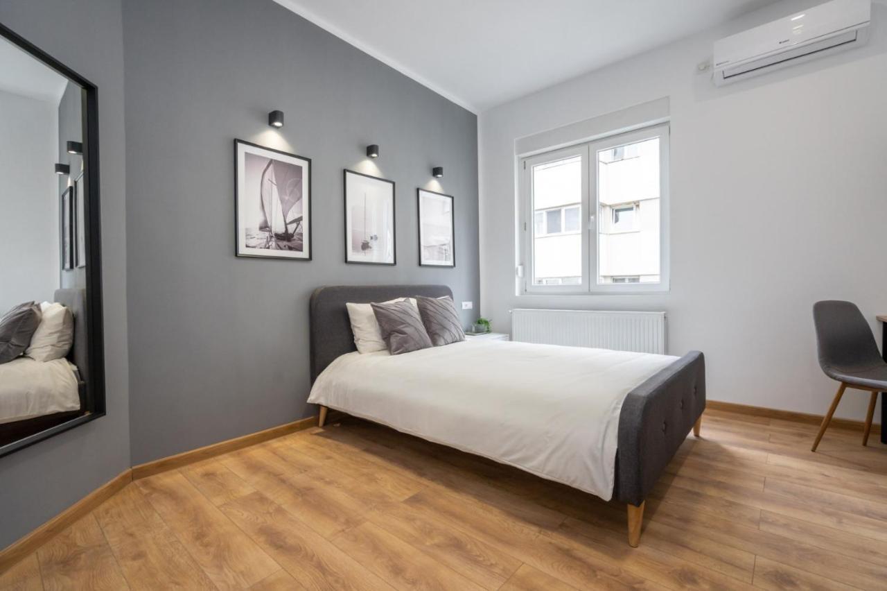 Relax Apartament In Piata Universitatii Bucharest Luaran gambar