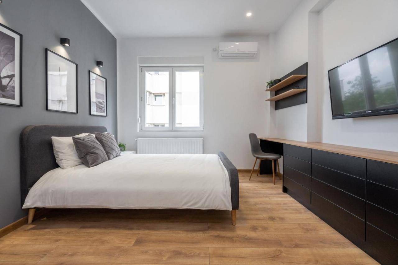 Relax Apartament In Piata Universitatii Bucharest Luaran gambar