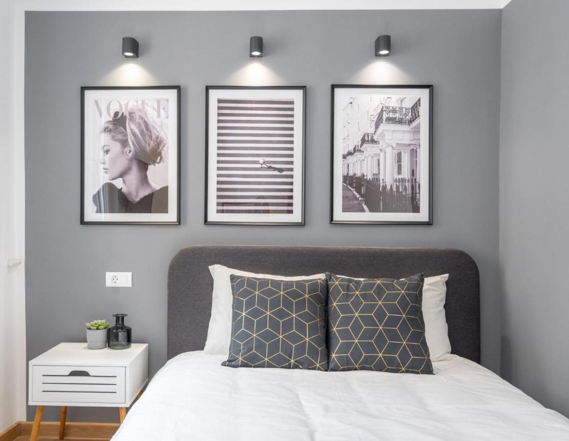 Relax Apartament In Piata Universitatii Bucharest Luaran gambar