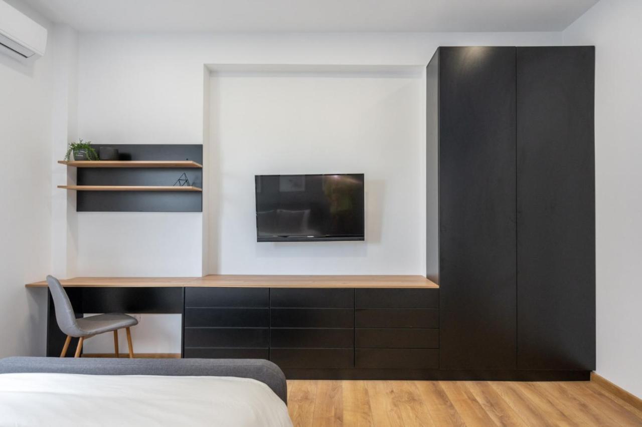 Relax Apartament In Piata Universitatii Bucharest Luaran gambar