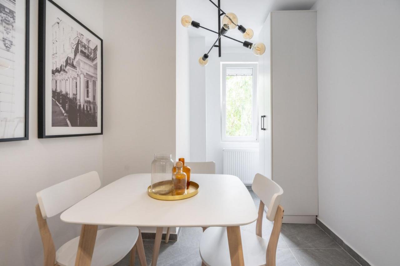 Relax Apartament In Piata Universitatii Bucharest Luaran gambar